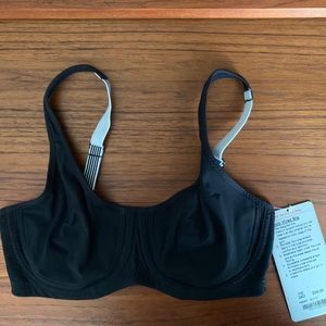 Lululemon Boob Wired Sports Bra